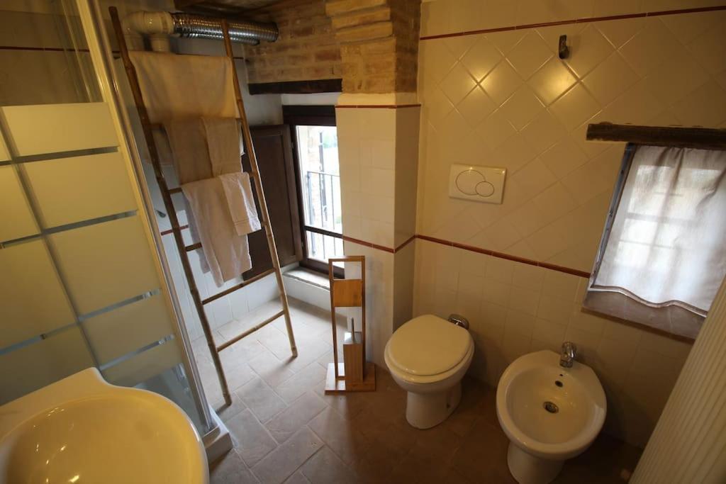 Casa Vacanze Castiglione - 4 Posti Letto Castiglione della Valle Eksteriør billede