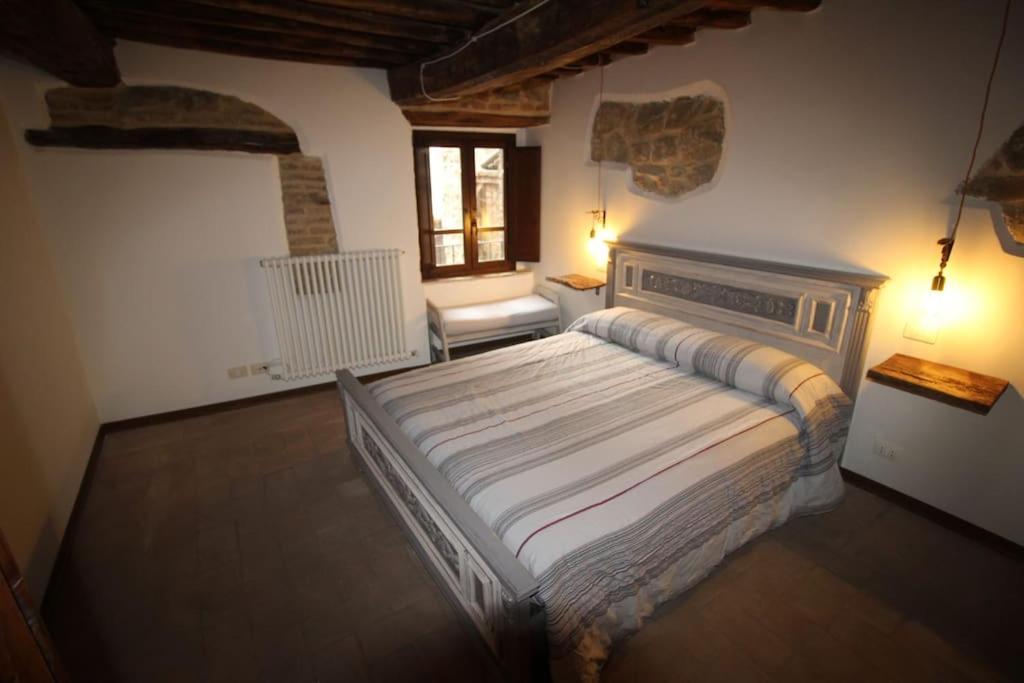 Casa Vacanze Castiglione - 4 Posti Letto Castiglione della Valle Eksteriør billede